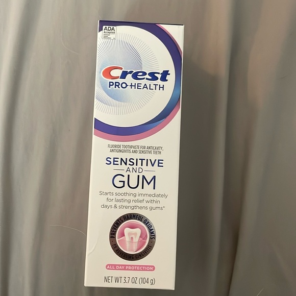 NWOT CREST PROHEALTH SENSITIVE AND GUM TOOTHPASTE - Picture 1 of 4